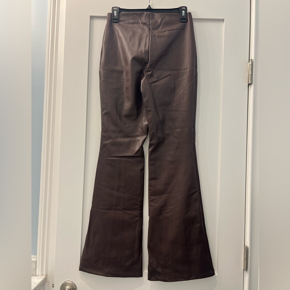 Burgundy faux leather pants - Picture 2 of 4